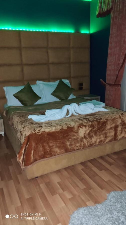 Orange Villa Тирана Экстерьер фото