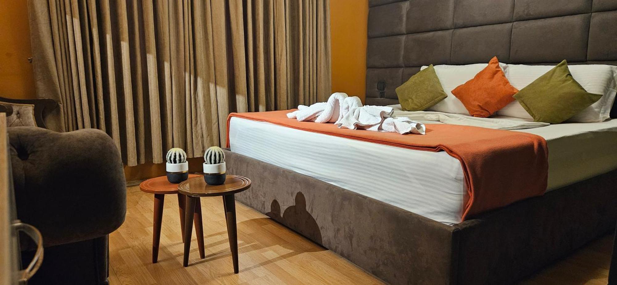 Orange Villa Тирана Экстерьер фото